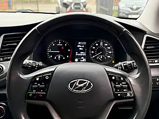 Used 2017 Hyundai Tucson Premium White - Interior and Exterior details 15