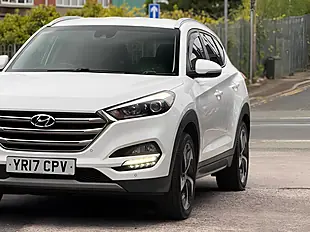 Used 2017 Hyundai Tucson Premium White - Interior and Exterior details 4