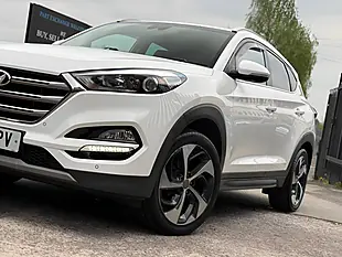 Used 2017 Hyundai Tucson Premium White - Interior and Exterior details 6