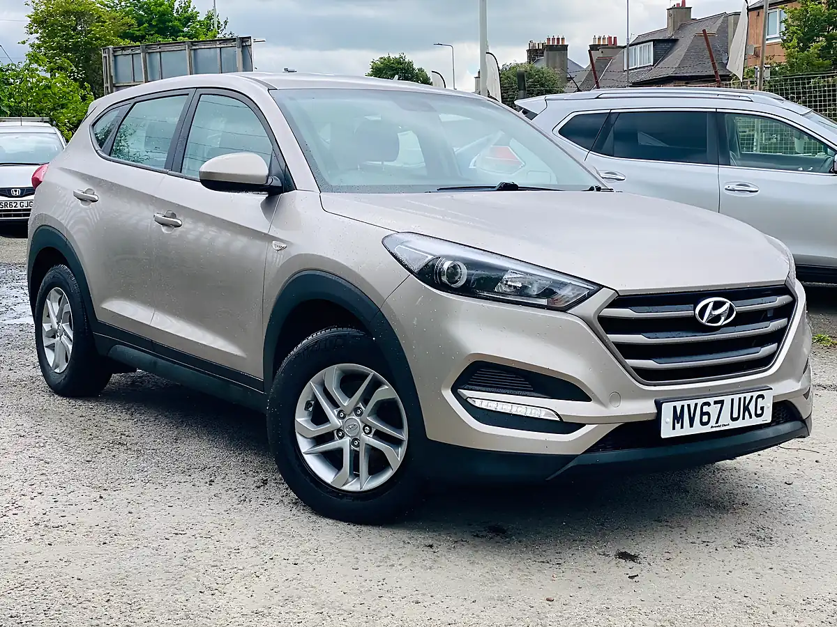Used 2017 Hyundai Tucson S-Drive White - Front View