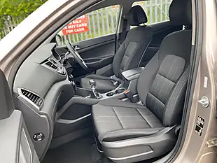 Used 2017 Hyundai Tucson S-Drive White - Interior and Exterior details 15