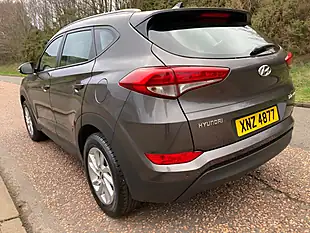 Used 2017 Hyundai Tucson Se Blue Drive Grey - Interior and Exterior details 4