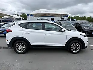 Used 2017 Hyundai Tucson Se Edition White - Interior and Exterior details 3