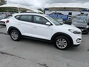 Used 2017 Hyundai Tucson Se Edition White - Interior and Exterior details 6