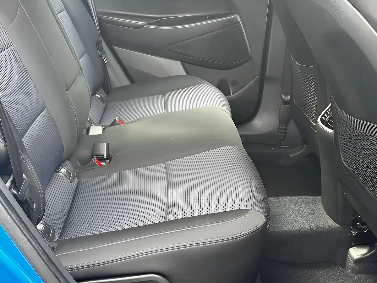 Used 2017 Hyundai Tucson Se Nav Ara Blue - Interior and Exterior details 12