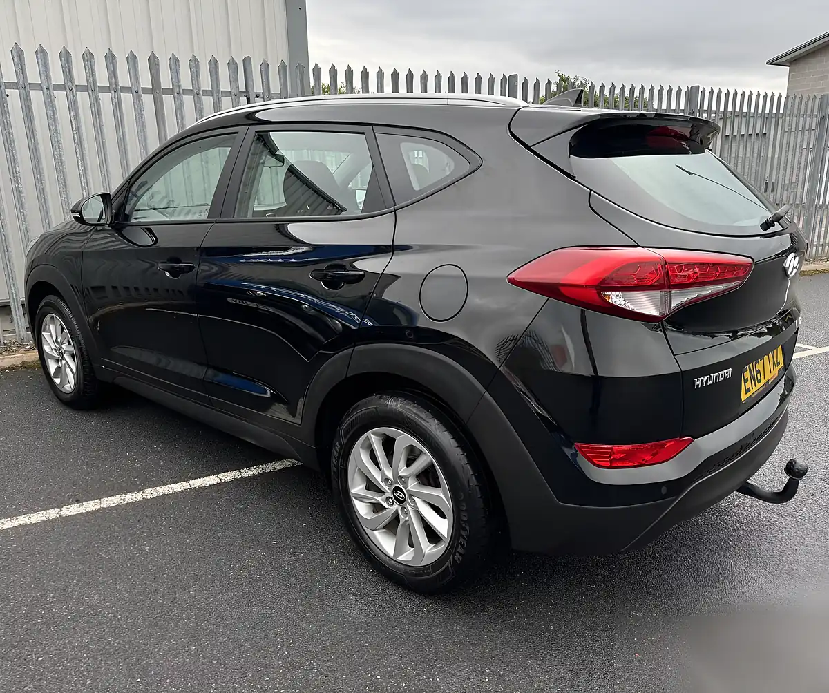 Used 2017 Hyundai Tucson Se Nav Black - Interior and Exterior details 4