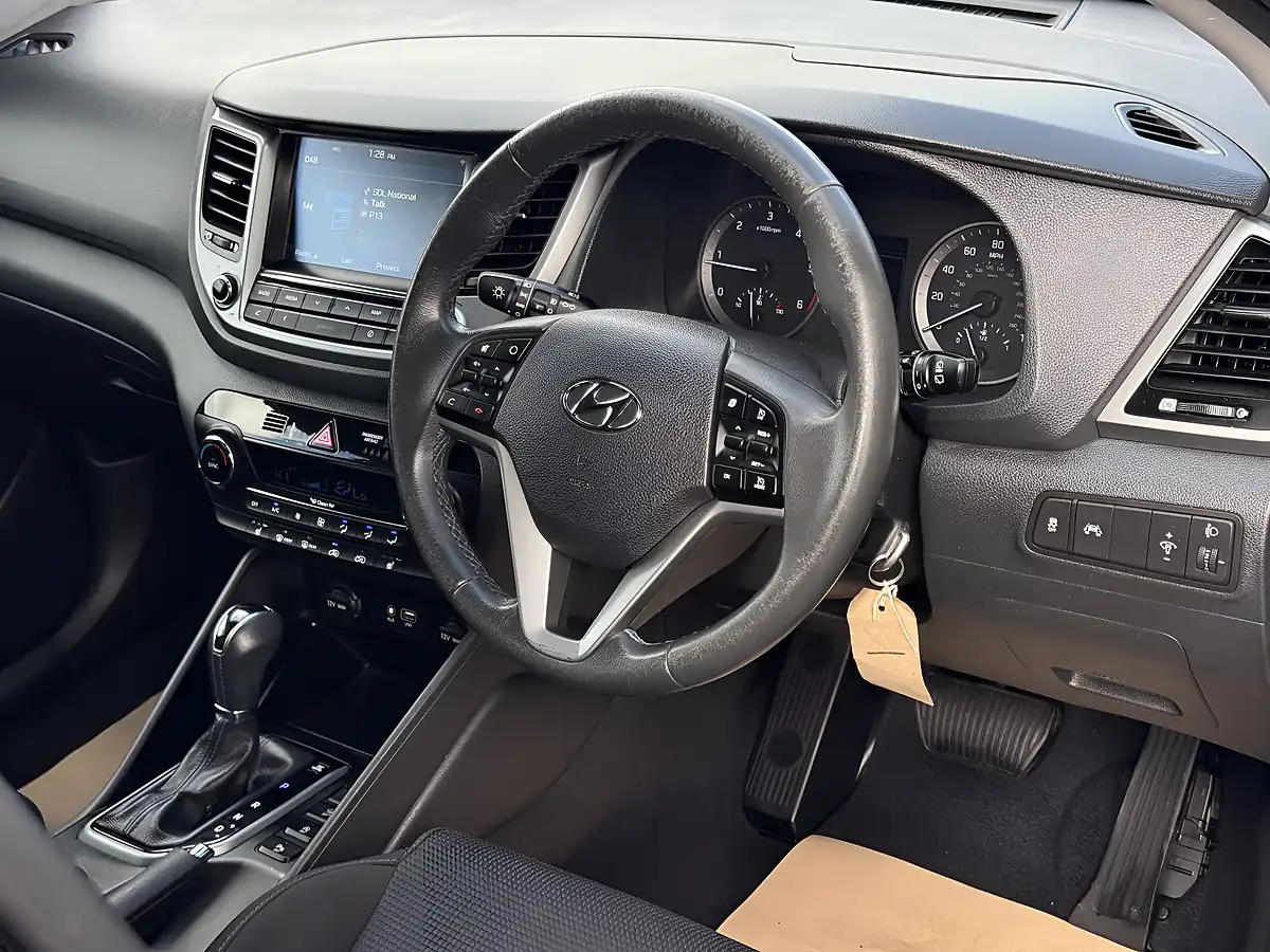 Used 2017 Hyundai Tucson Se Nav Black - Interior and Exterior details 14