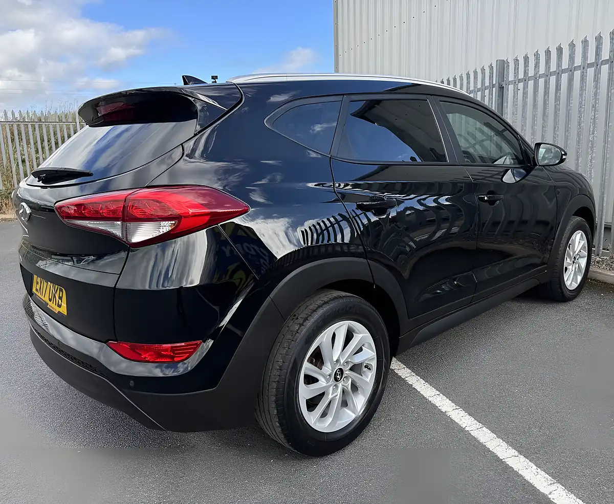 Used 2017 Hyundai Tucson Se Nav Black - Interior and Exterior details 5