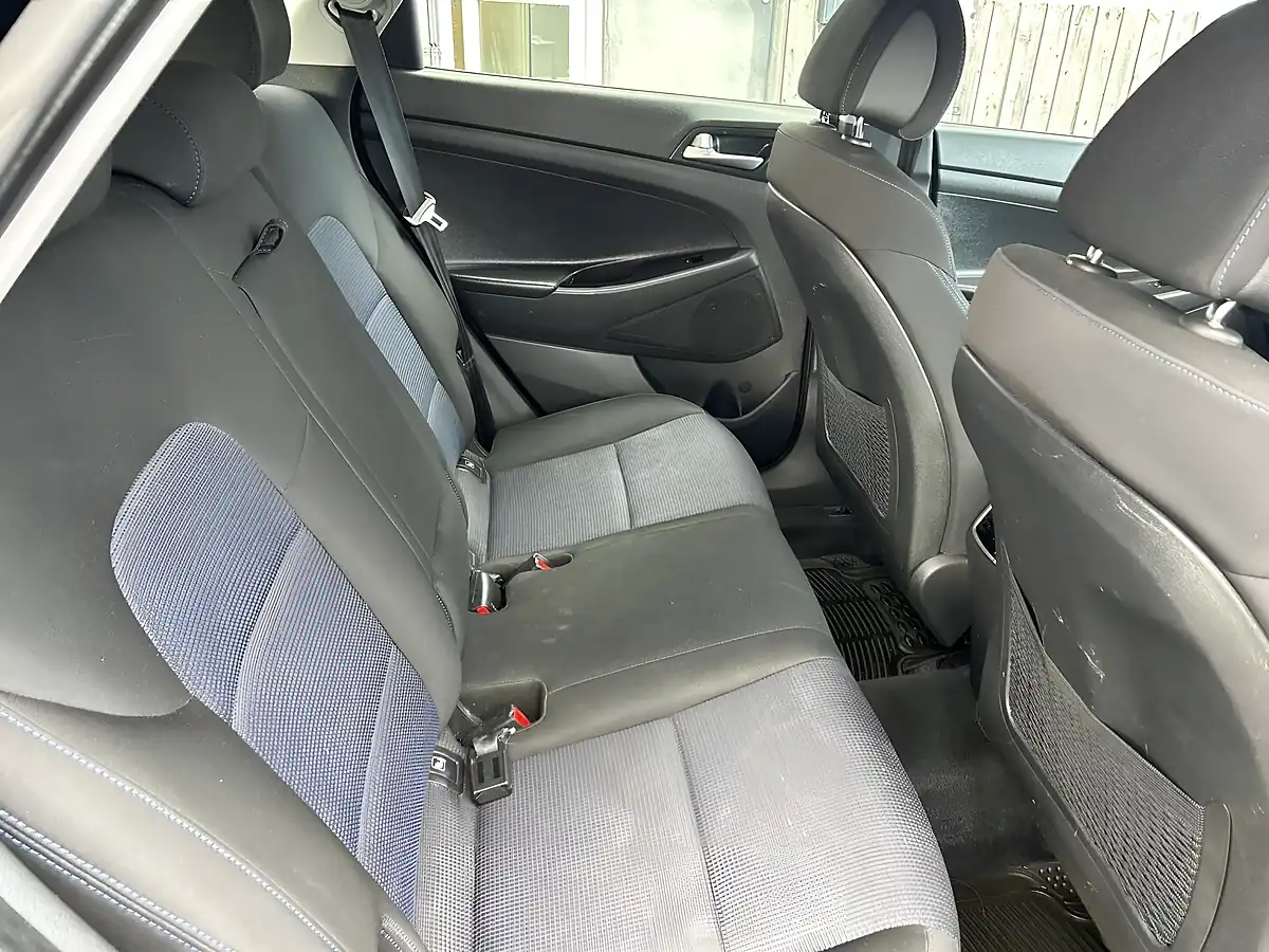 Used 2017 Hyundai Tucson Se Nav Black - Interior and Exterior details 11