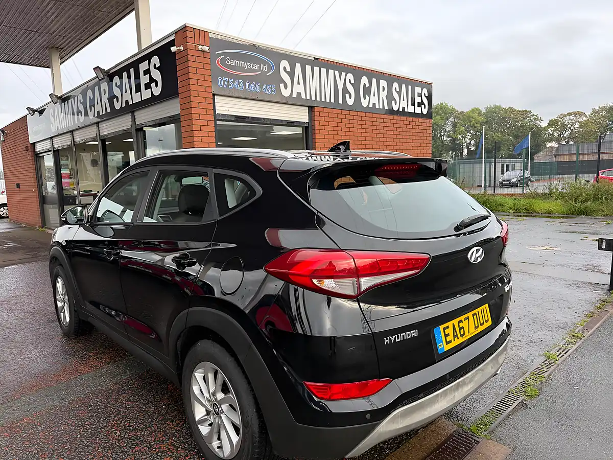 Used 2017 Hyundai Tucson Se Nav Black - Interior and Exterior details 4