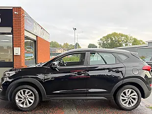 Used 2017 Hyundai Tucson Se Nav Black - Interior and Exterior details 8