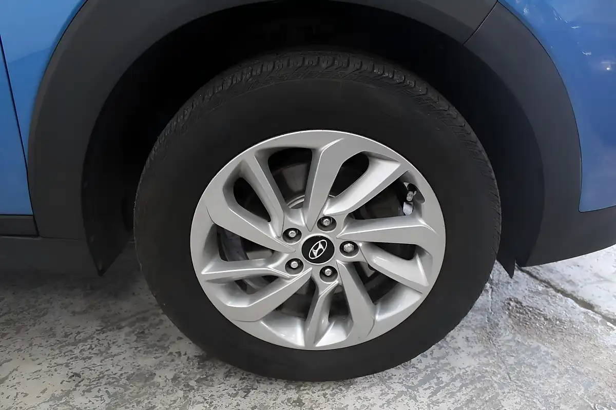 Used 2017 Hyundai Tucson Se Nav Blue - Interior and Exterior details 19