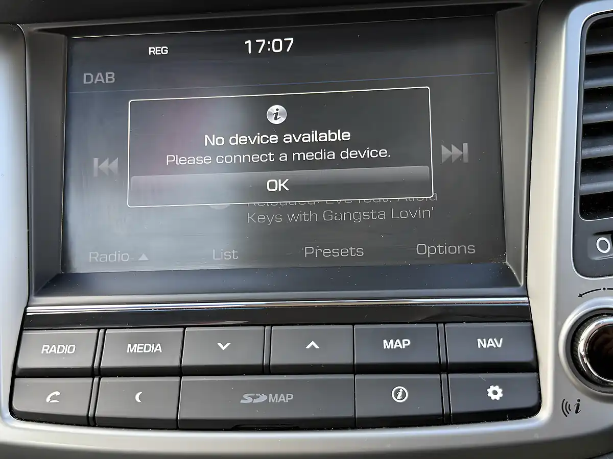 Used 2017 Hyundai Tucson Se Nav Blue - Interior and Exterior details 18