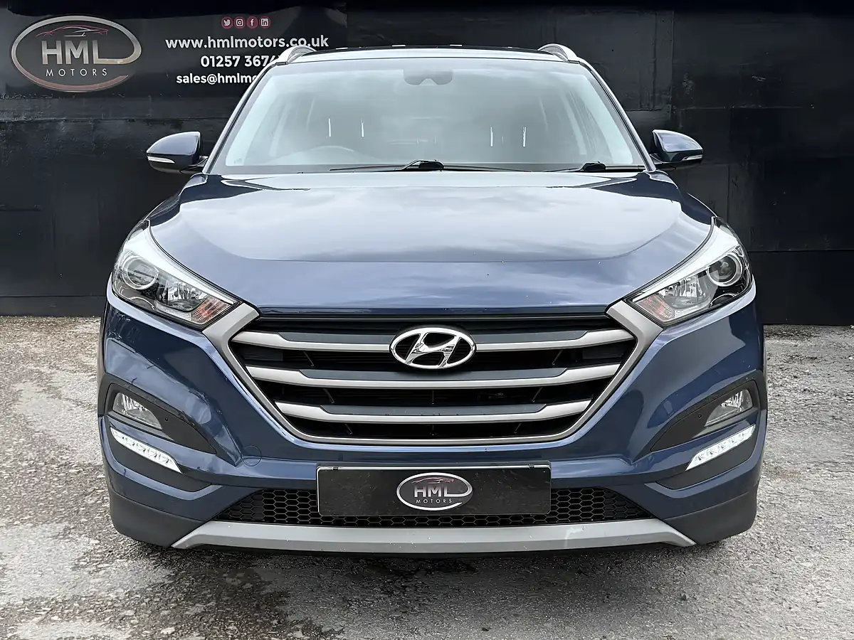 Used 2017 Hyundai Tucson Se Nav Blue - Interior and Exterior details 5