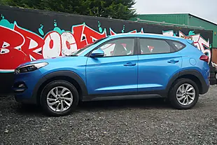 Used 2017 Hyundai Tucson Se Nav Blue - Interior and Exterior details 6