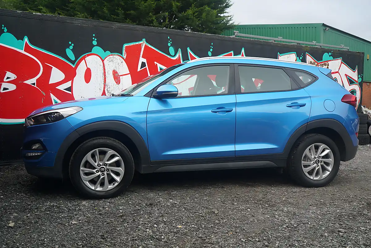 Used 2017 Hyundai Tucson Se Nav Blue - Interior and Exterior details 6