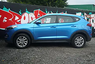 Used 2017 Hyundai Tucson Se Nav Blue - Interior and Exterior details 7