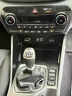 Used 2017 Hyundai Tucson Se Nav Grey - Interior and Exterior details 16