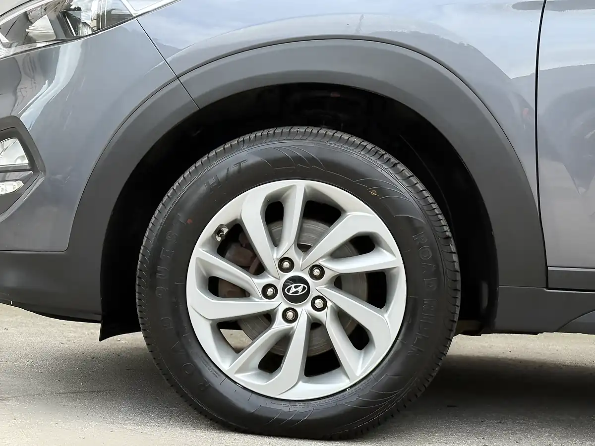 Used 2017 Hyundai Tucson Se Nav Grey - Interior and Exterior details 19