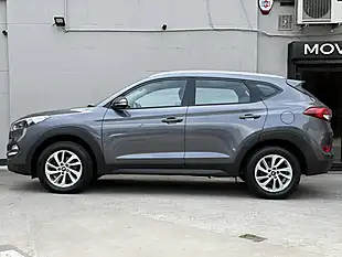 Used 2017 Hyundai Tucson Se Nav Grey - Interior and Exterior details 6