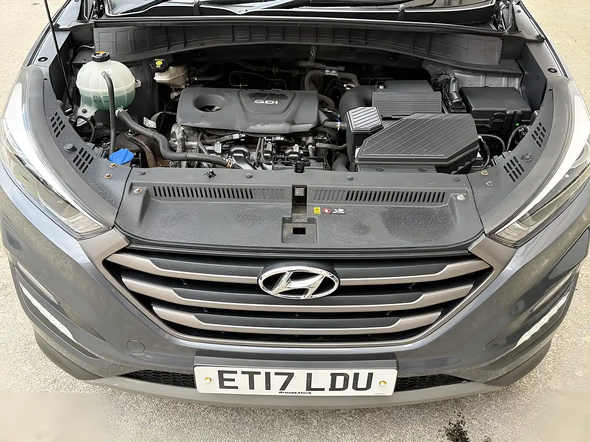 Used 2017 Hyundai Tucson Se Nav Grey - Interior and Exterior details 9