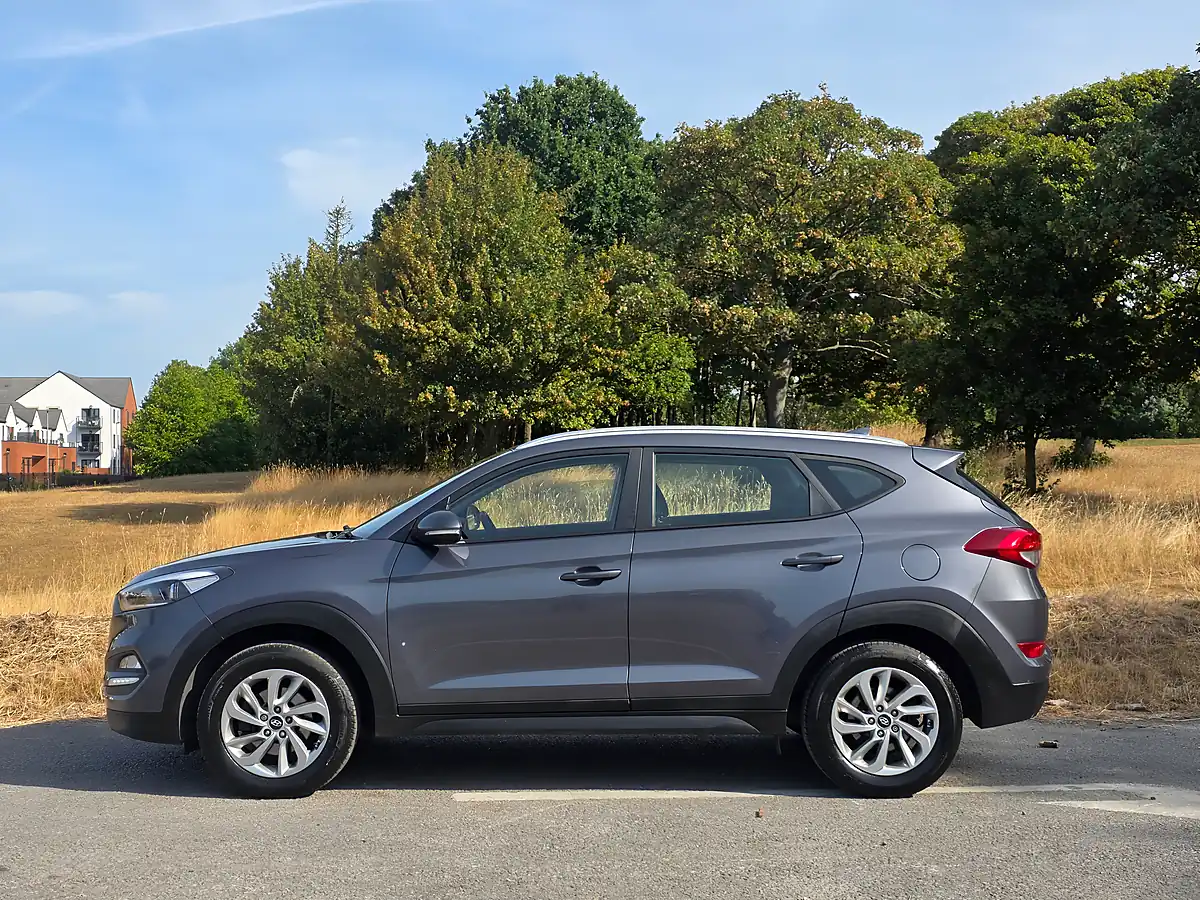 Used 2017 Hyundai Tucson Se Nav Grey - Interior and Exterior details 4