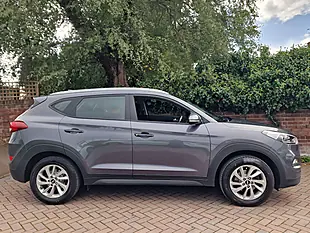 Used 2017 Hyundai Tucson Se Nav Grey - Interior and Exterior details 8