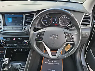 Used 2017 Hyundai Tucson Se Nav Platinum Silver Metallic - Interior and Exterior details 13