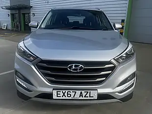 Used 2017 Hyundai Tucson Se Nav Silver - Interior and Exterior details 3