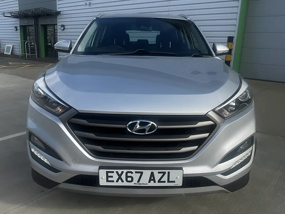 Used 2017 Hyundai Tucson Se Nav Silver - Interior and Exterior details 3