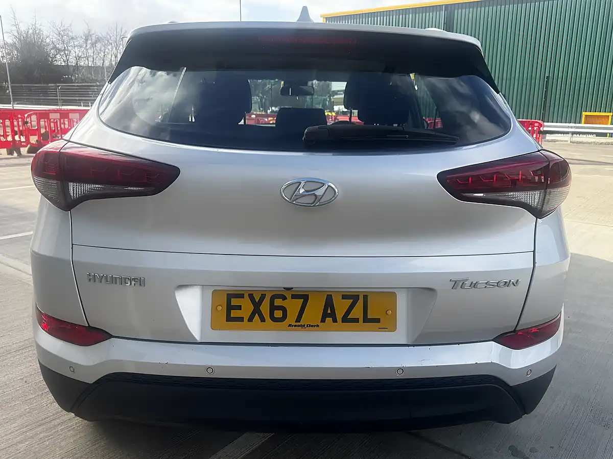 Used 2017 Hyundai Tucson Se Nav Silver - Interior and Exterior details 6