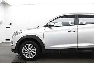 Used 2017 Hyundai Tucson Se Nav Silver - Interior and Exterior details 8