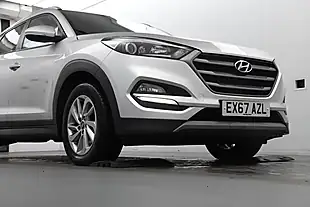 Used 2017 Hyundai Tucson Se Nav Silver - Interior and Exterior details 9
