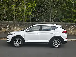 Used 2017 Hyundai Tucson Se Nav White - Interior and Exterior details 13
