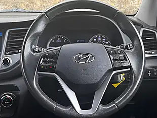 Used 2017 Hyundai Tucson Se Nav White - Interior and Exterior details 4