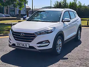 Used 2017 Hyundai Tucson Se Nav White - Interior and Exterior details 3