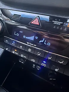 Used 2017 Hyundai Tucson Se Nav White - Interior and Exterior details 15