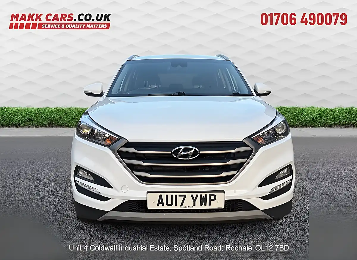 Used 2017 Hyundai Tucson Se Nav White - Interior and Exterior details 7