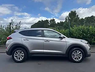 Used 2017 Hyundai Tucson Se Nav White Sand - Interior and Exterior details 2