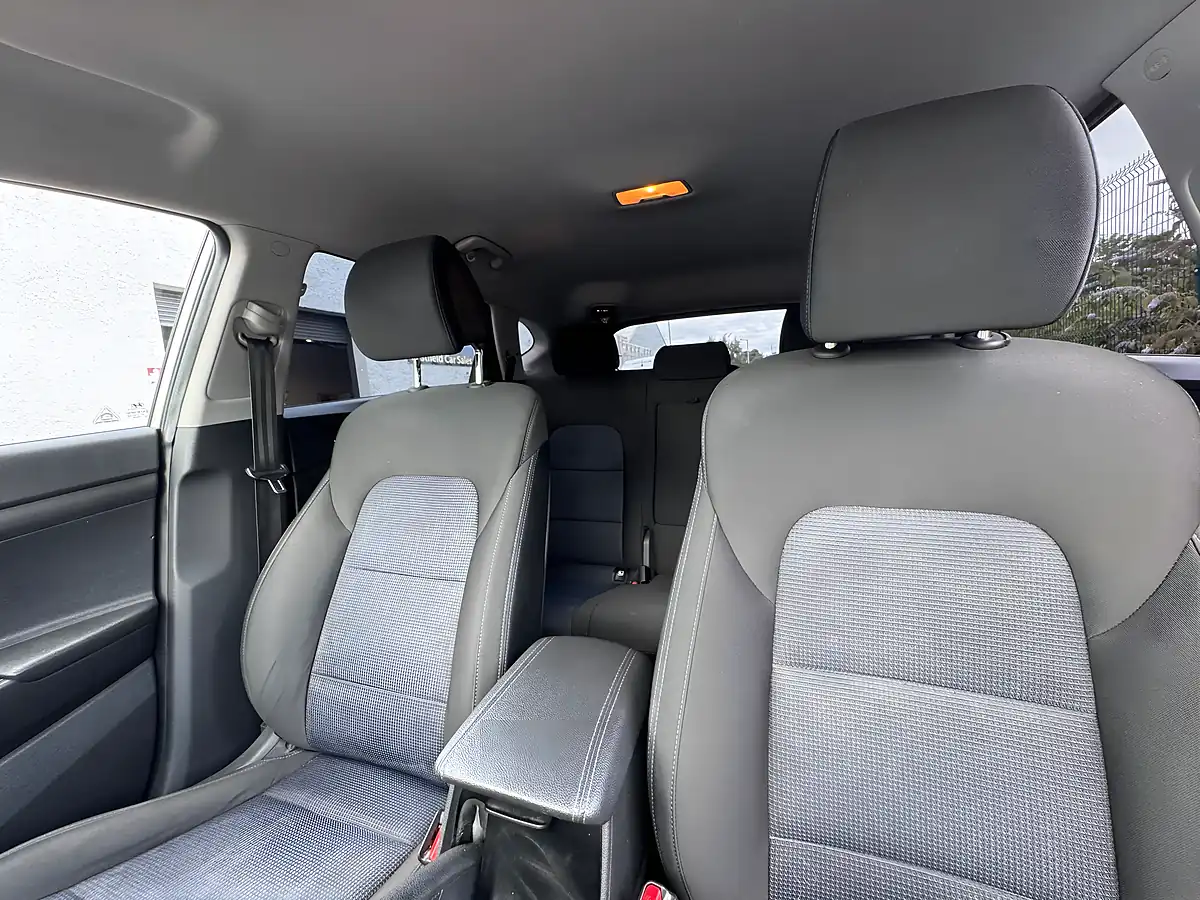 Used 2017 Hyundai Tucson Se Nav White Sand - Interior and Exterior details 5