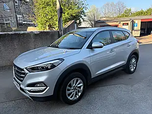 Used 2017 Hyundai Tucson Se Silver - Interior and Exterior details 6