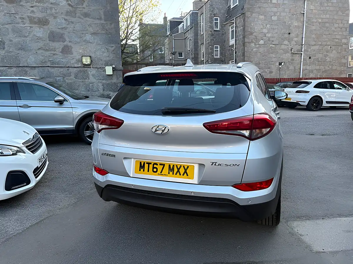Used 2017 Hyundai Tucson Se Silver - Interior and Exterior details 7