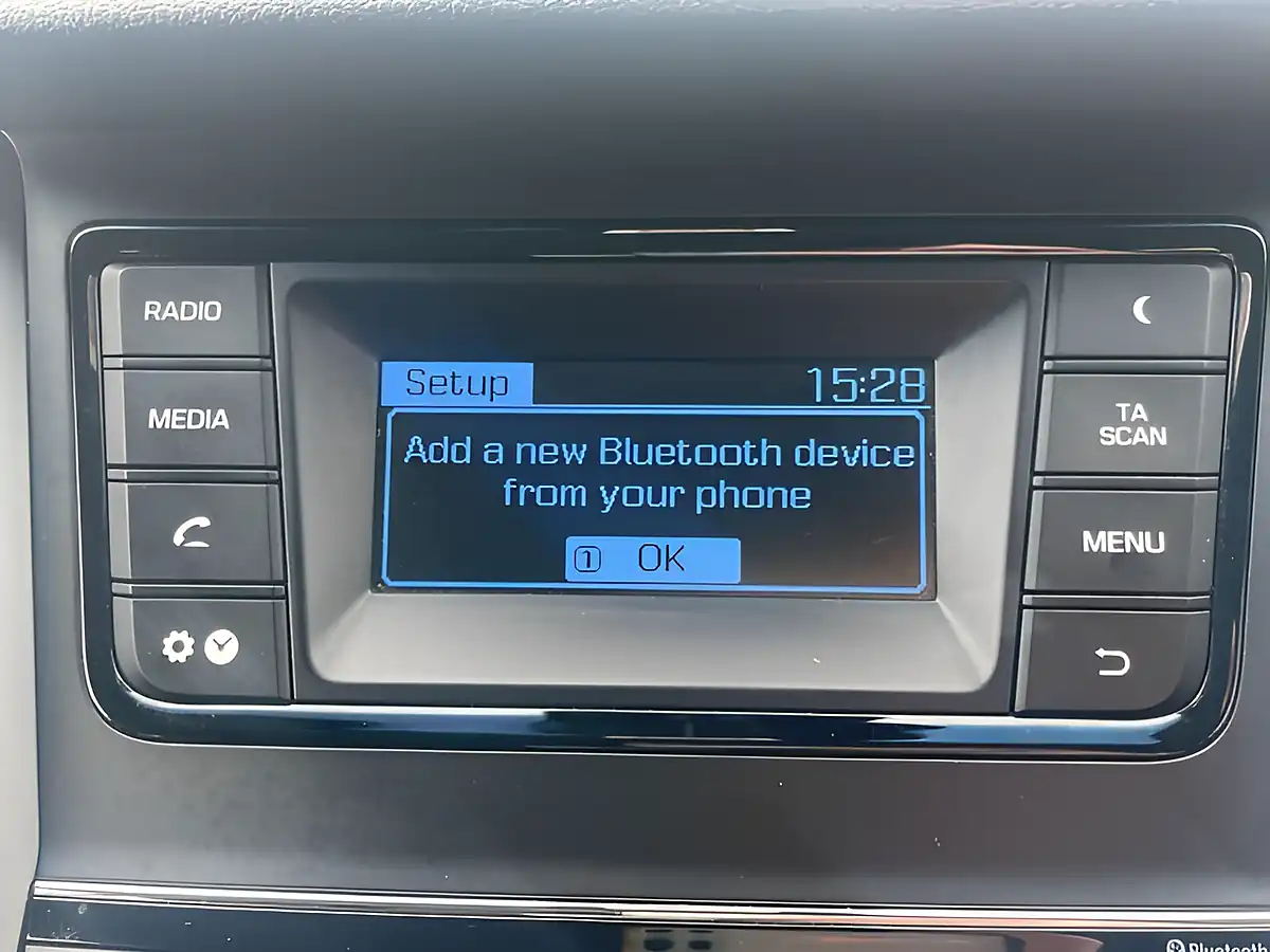 Used 2017 Hyundai Tucson Se White - Interior and Exterior details 16