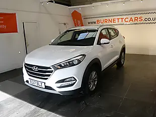 Used 2017 Hyundai Tucson Se White - Interior and Exterior details 5