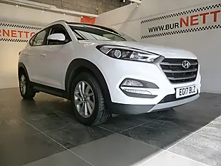 Used 2017 Hyundai Tucson Se White - Interior and Exterior details 9