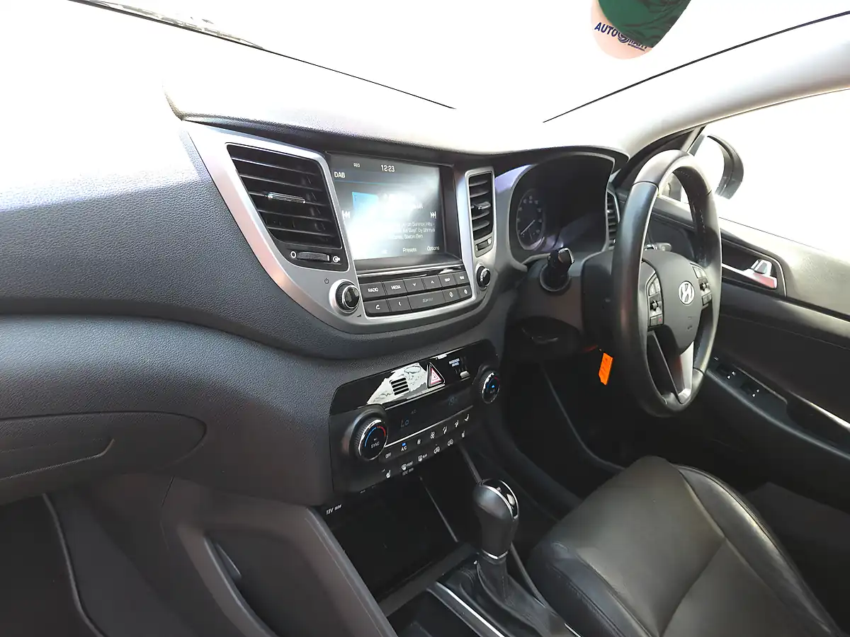 Used 2017 Hyundai Tucson Sport Edition Grey - Interior and Exterior details 10