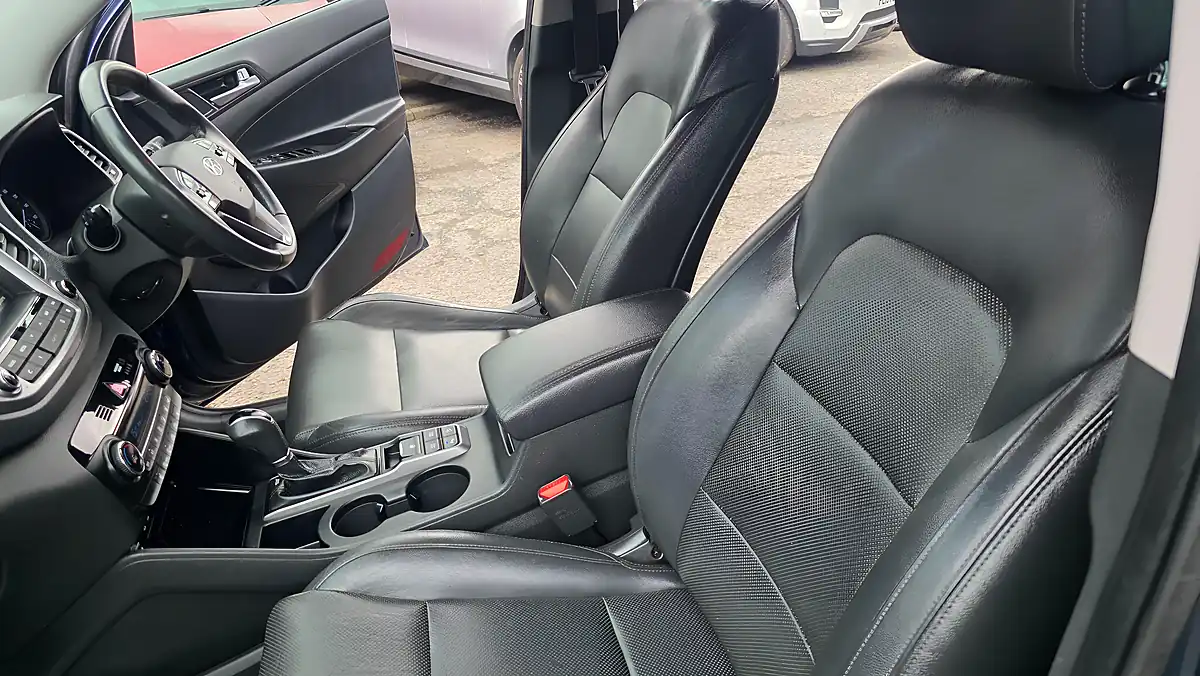 Used 2017 Hyundai Tucson Sport Edition - Interior and Exterior details 14