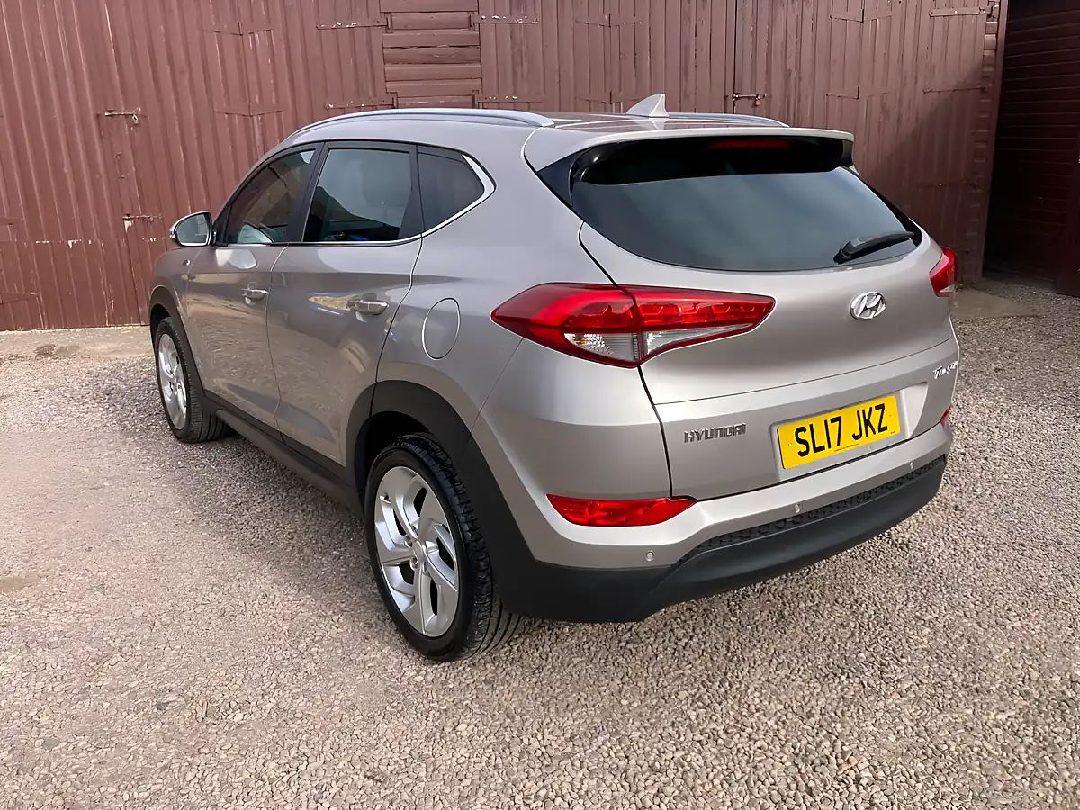 Used 2017 Hyundai Tucson Sport Edition White - Interior and Exterior details 4