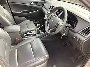 Used 2017 Hyundai Tucson Sport Edition White - Interior and Exterior details 6