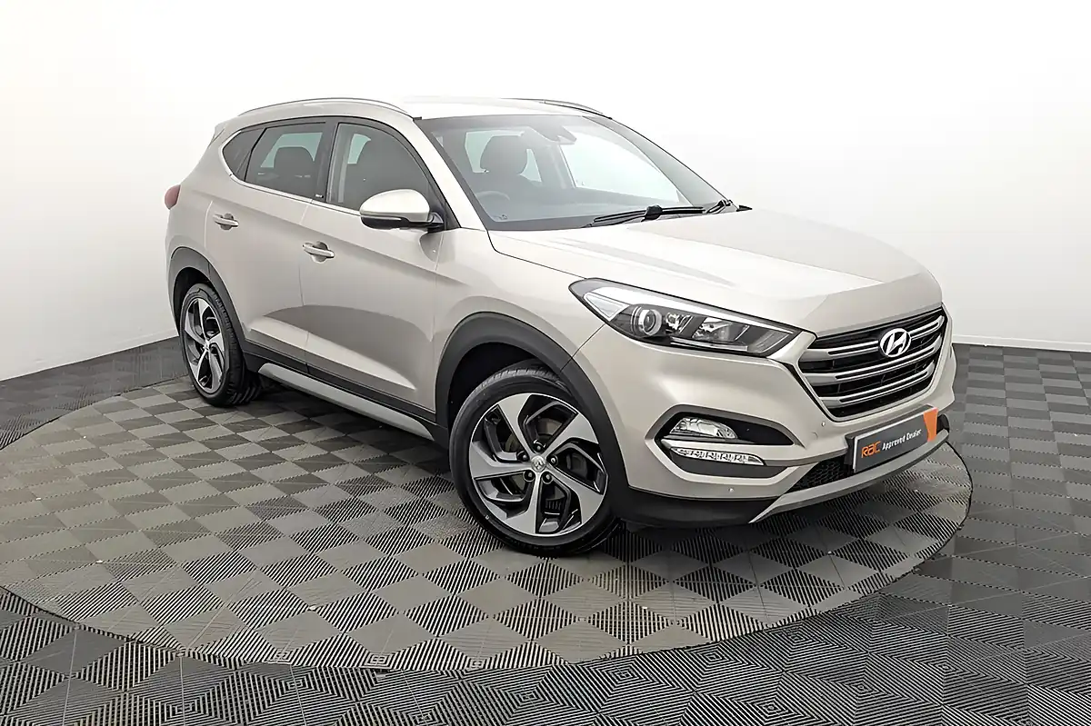 Used 2017 Hyundai Tucson Sport Edition White Sand - Front View